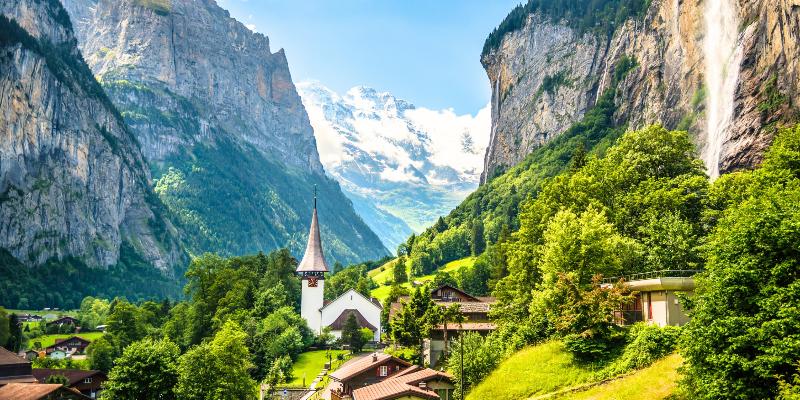 Весенняя Швейцария. Долина водопадов, Женева, Веве, Монтрё и Базель